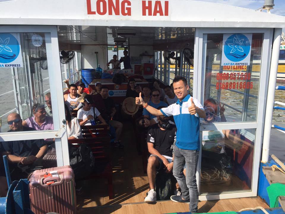 Speedboat to Cat Ba Speedboat to Cat Ba