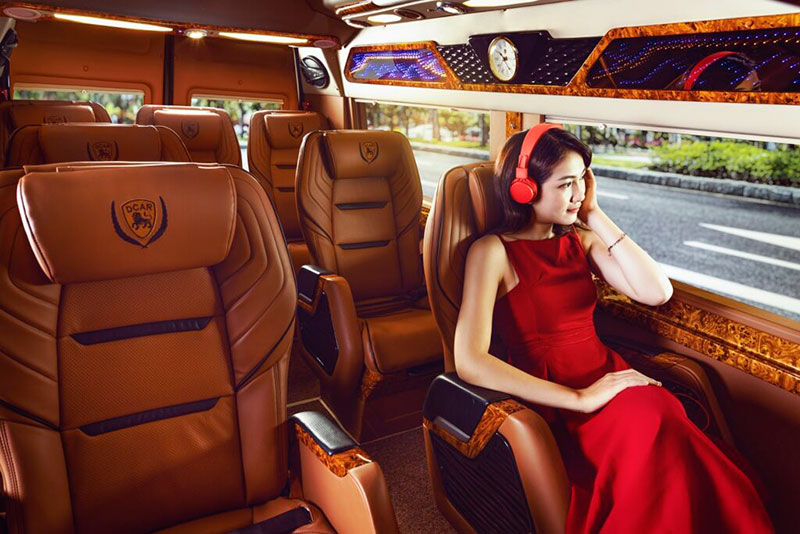 Cho thuê xe limousine 9 chỗ