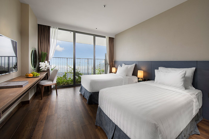 Deluxe Ocean View Deluxe Ocean View - Flamingo Cát Bà Beach Resort