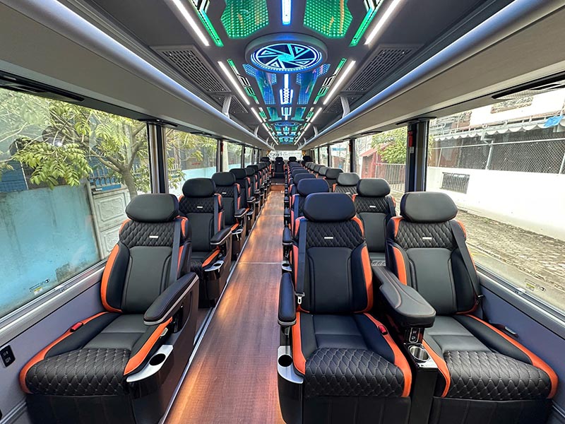 Luxury Limousine Cat Ba Express Bus