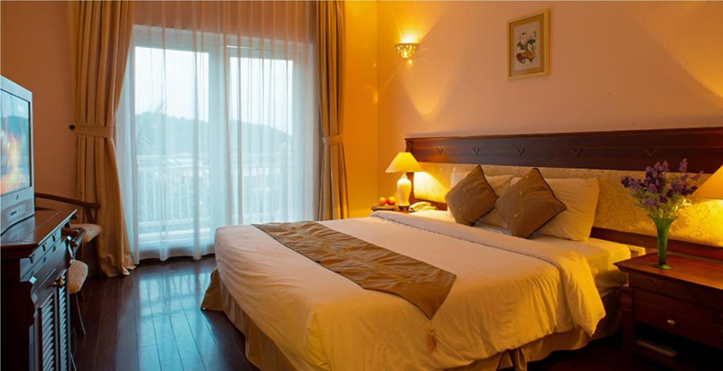 Phong Superior Ocean/ Mountain view Cat Ba Island Resort & Spa 