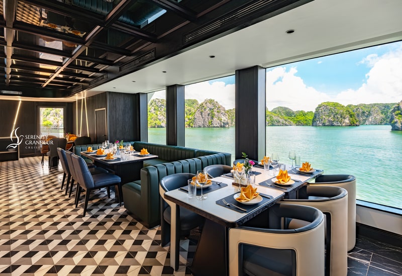 Restaurant Serenity Day Cruise