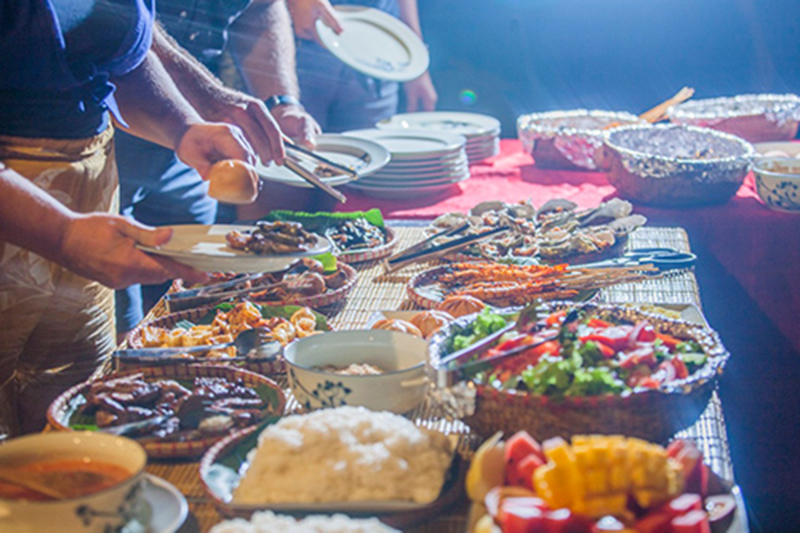 bbq cozy boutique cruise