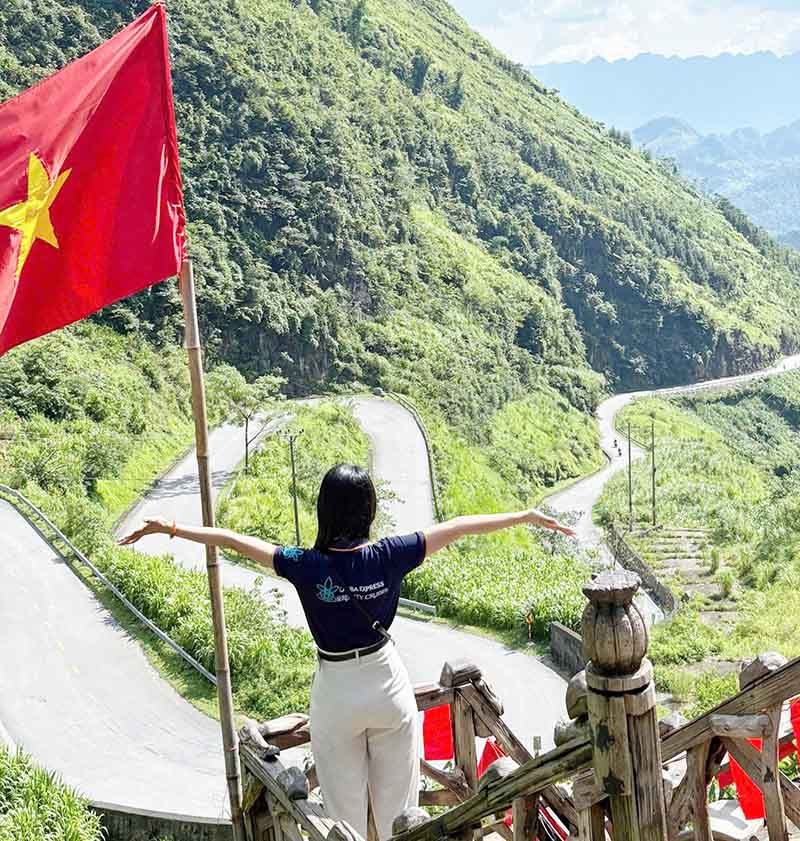 Tham Ma Pass - Ha Giang