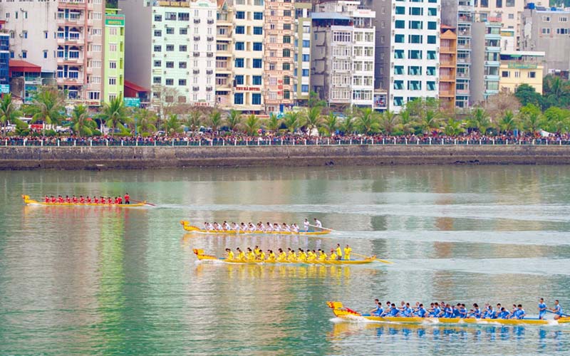 Lễ hội đua thuyền Cát Bà Lễ hội đua thuyền Cát Bà