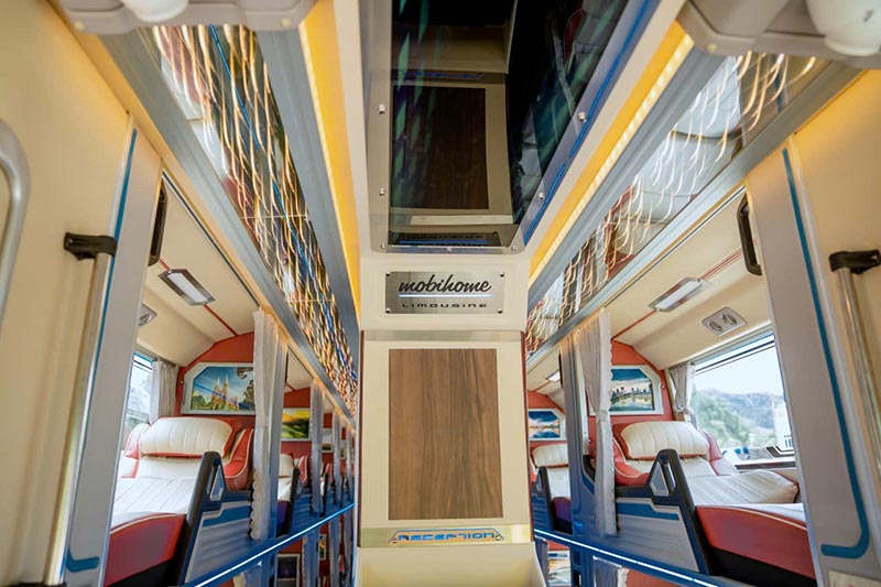 Mobile Home Ha Giang to Hanoi Bus