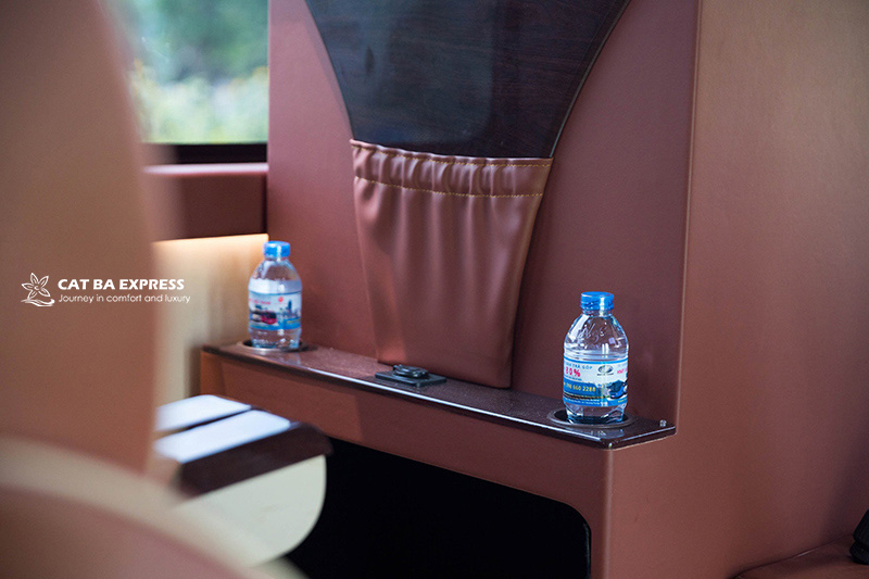 limousine bus Hanoi to Halong bay