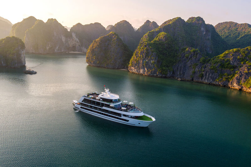 Du thuyền Stellar of the seas