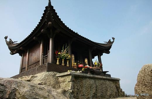 Tour Yên Tử Chùa Ba Vàng
