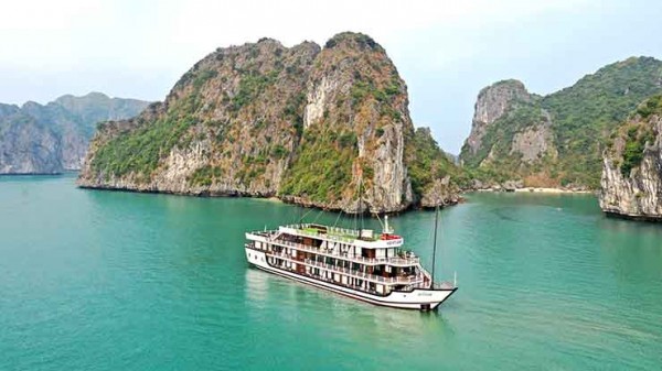 Tour du lịch Vịnh Lan Hạ 2 ngày 1 đêm