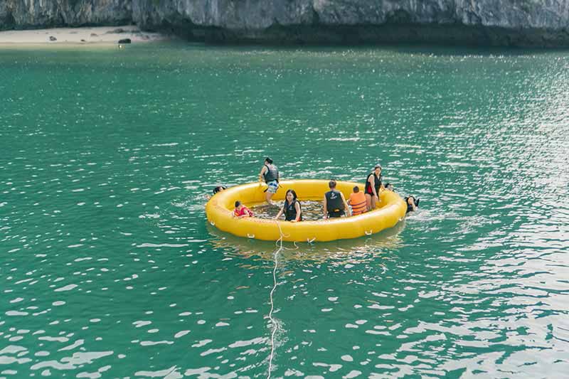 swim among the cleanest part of Lan Ha Bay