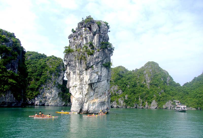 Serenity Premium - Lan Ha Bay tour Pick-up Cat Ba & drop-off Hanoi
