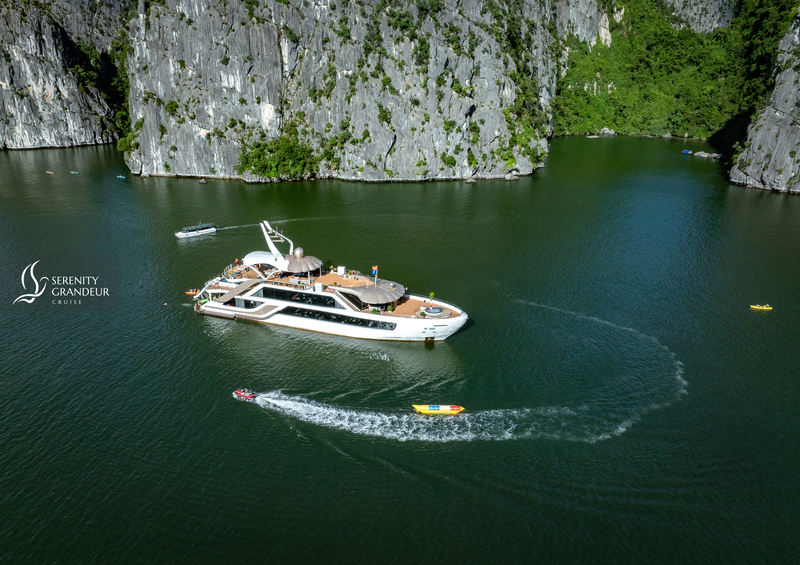 Serenity Grandeur Cruise - Lan Ha Bay tour (pick-up Hanoi & drop-off Cat Ba Town)