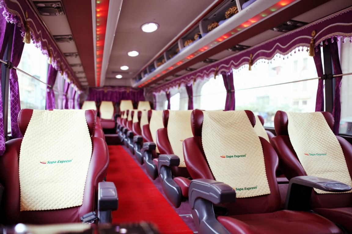 Hanoi to Sapa Limousine Bus 1