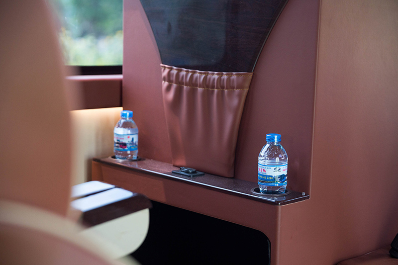 Bus Cat Ba Express (Luxury Bus)