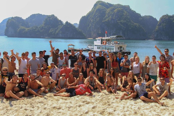 The Ultimate Halong Bay Trip for Backpackers! (3 Day / 2 Night Adventure)