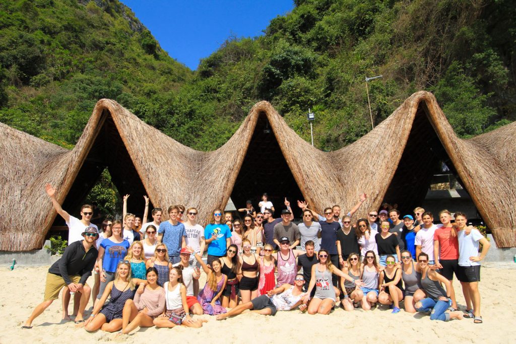 The Ultimate Halong Bay Trip for Backpackers! (3 Day / 2 Night Adventure)