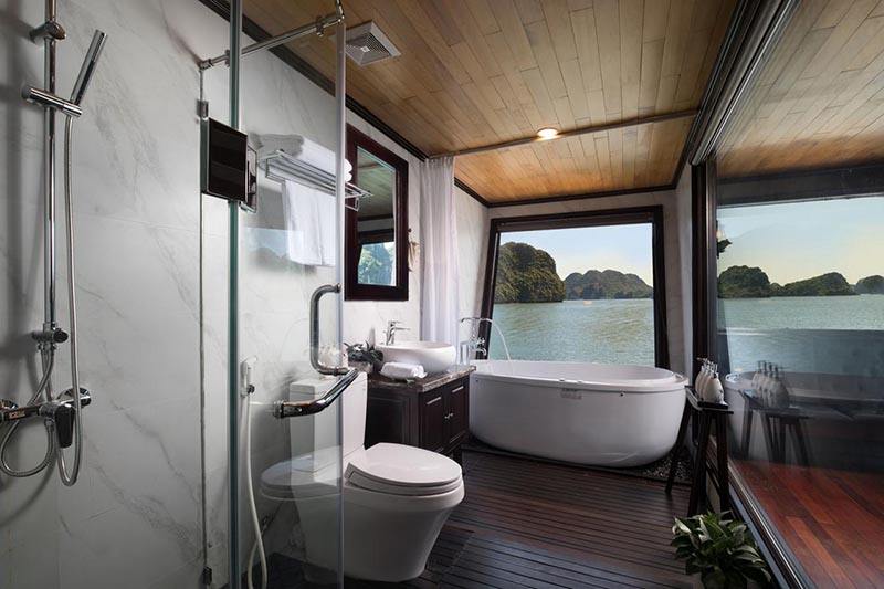 Perla Dawn Sails Lan Ba Bay Tour