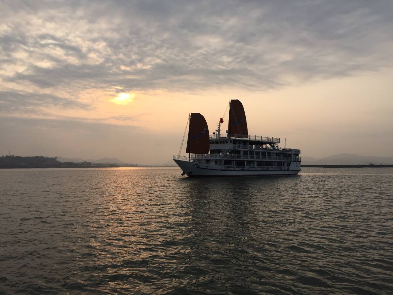 Unicharm Cruises Lan Ha Bay Tour