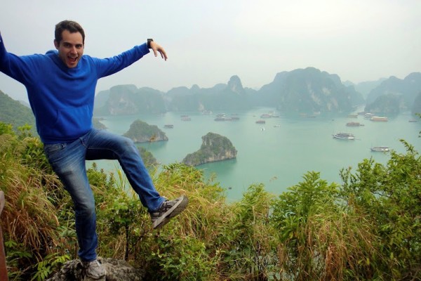 Halong Legacy Cruises 2 days tour