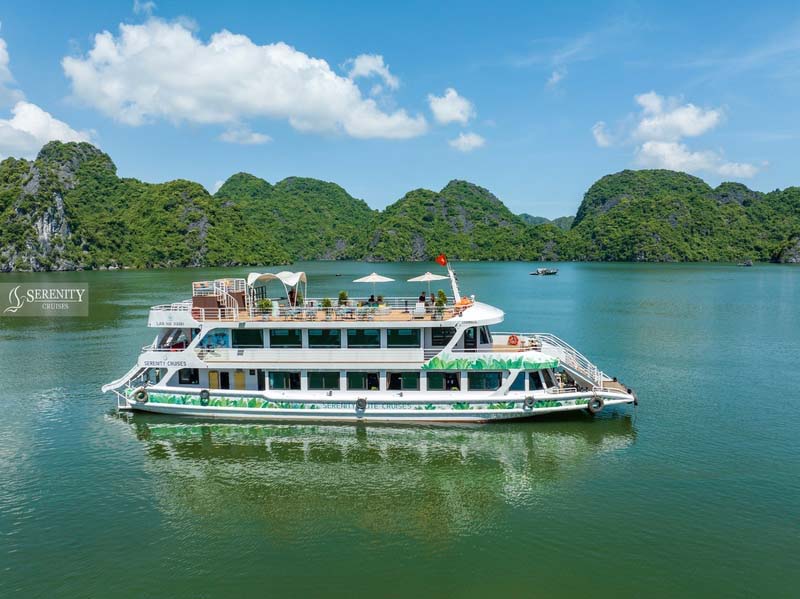 Lan Ha Bay full-day cruise tour from Hanoi, Hai Phong 3