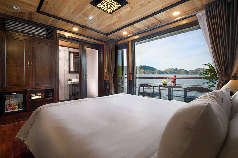 Vspirit Cruises - Junior Suite 1 night - from Hanoi (Transfer limousine bus)