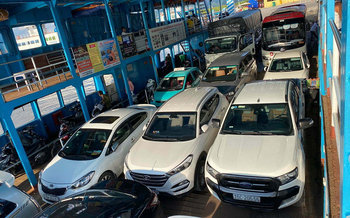 Xe qua Phà Gót sang Phà Cái Viềng tour cát bà 2 ngày 1 đêm Xe qua Phà Gót sang Phà Cái Viềng tour cát bà 2 ngày 1 đêm