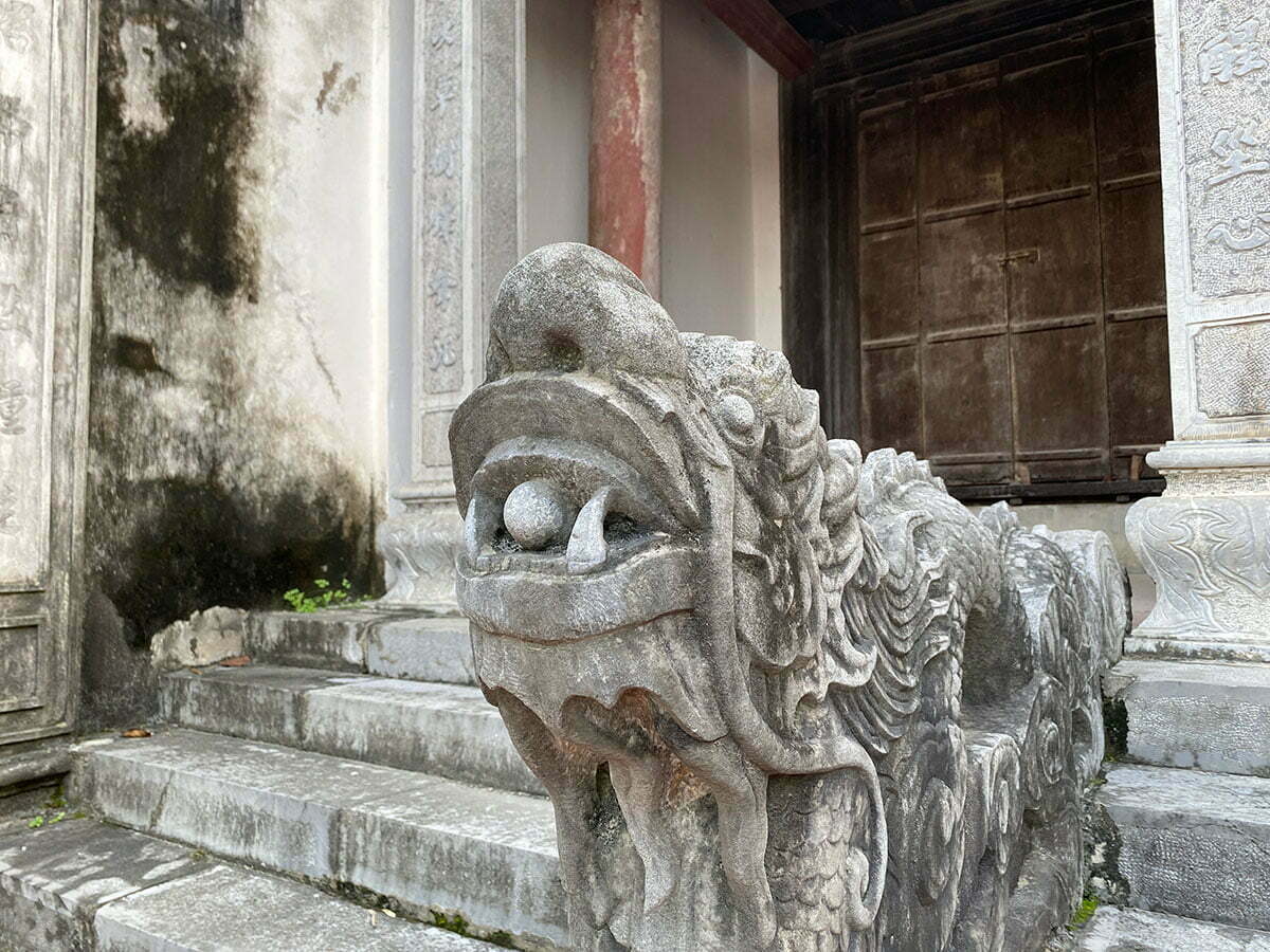 Rồng chầu Chùa Bà Đanh Rồng chầu Chùa Bà Đanh