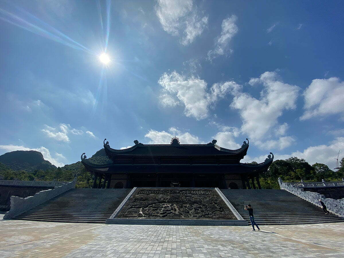 Điện Quán Âm chùa Tam Chúc