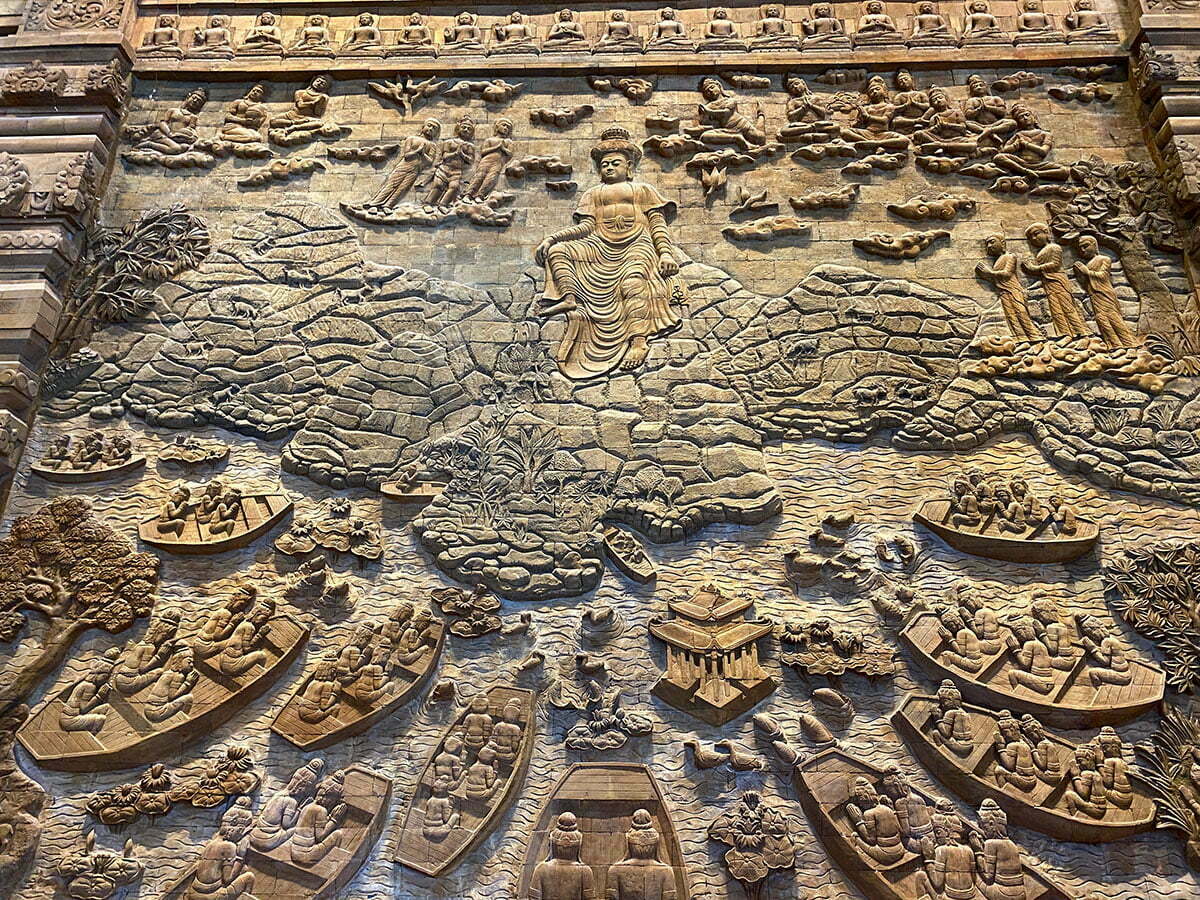 Bức phù điêu Quan Âm Bồ Tát