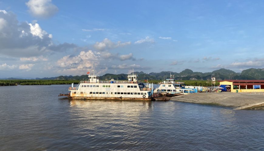 Phà Cái Viềng về bến Gót