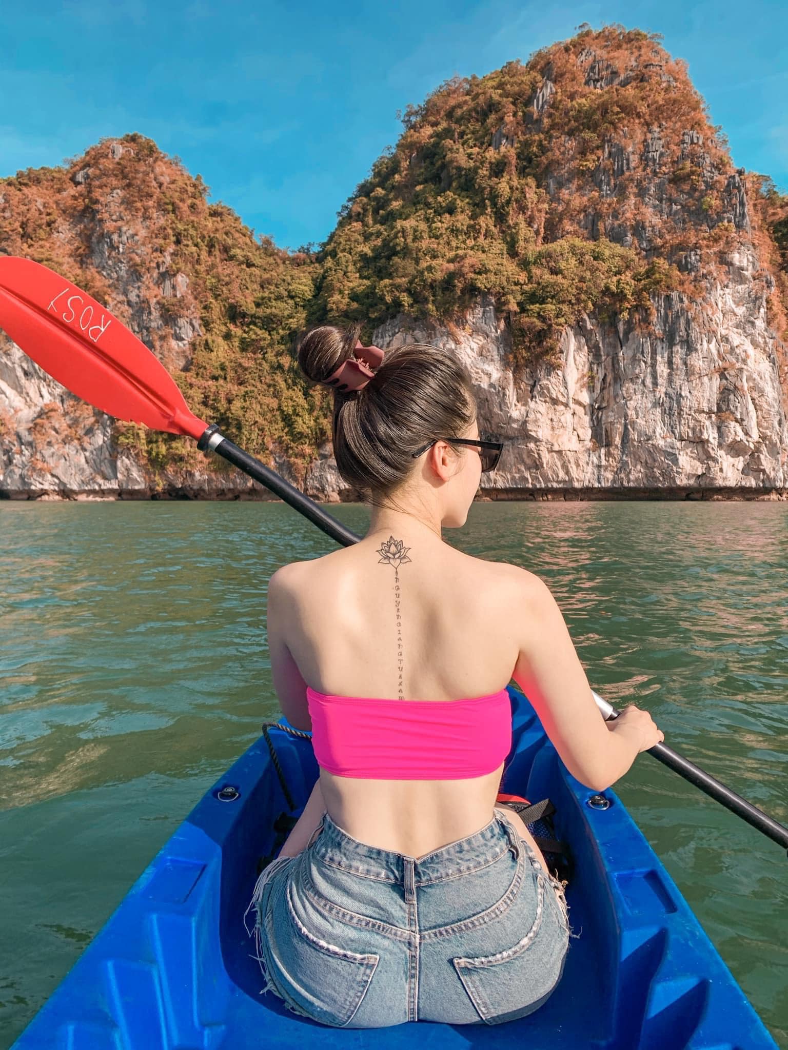 Chèo kayak Vịnh Lan Hạ tour du lịch Cát Bà 3 ngày 2 đêm