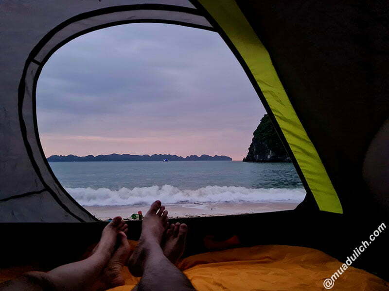 Cắm trại đảo hoang Cát Bà