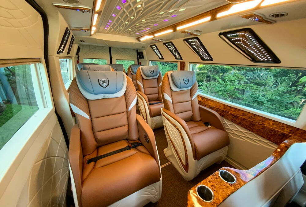 Ghế VIP của xe Limousine Hà Nội Cát Bà