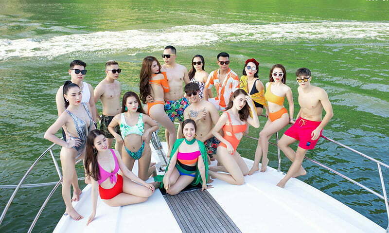 Ngọc Trinh cùng Dàn mẫu trên Du Thuyền Yacht Vịnh Hạ Long
