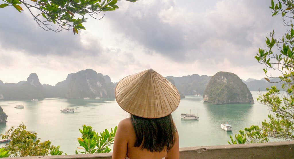 hà nội - Hạ Long thăm đảo Titop