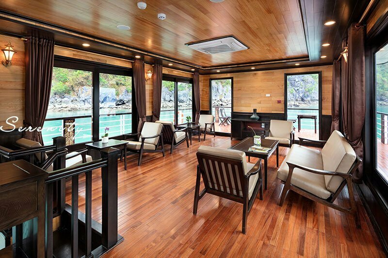 Phòng trà, đọc sách thư giãn trên tầng 2