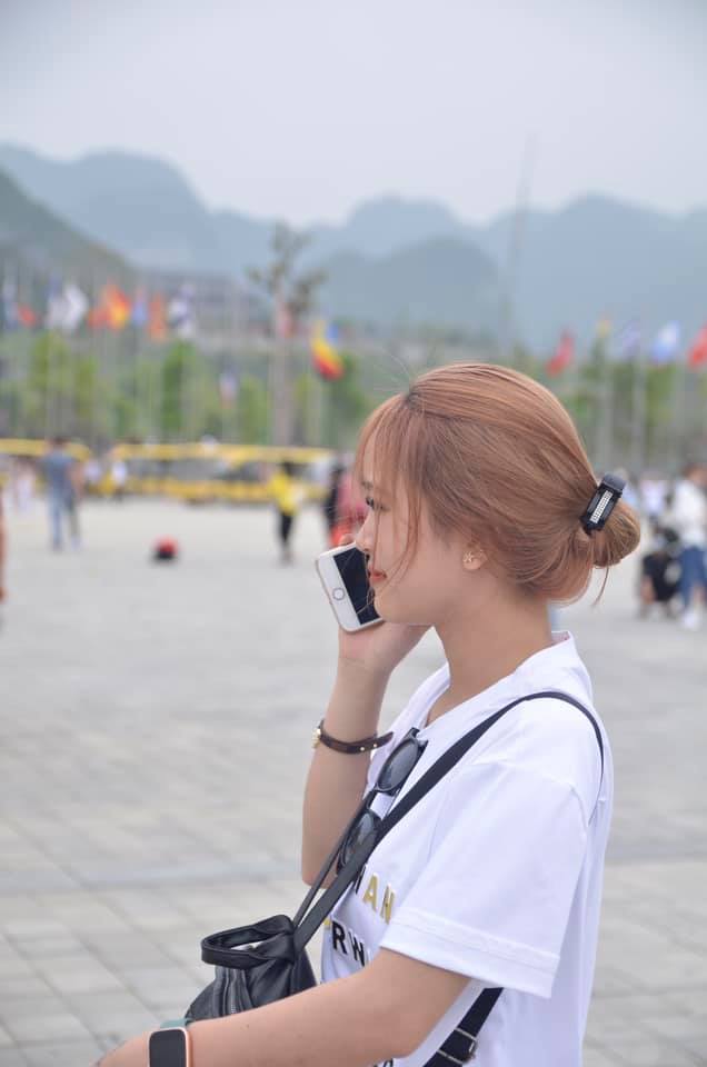 Check in nhẹ nhàng trong Chùa Tam Chúc