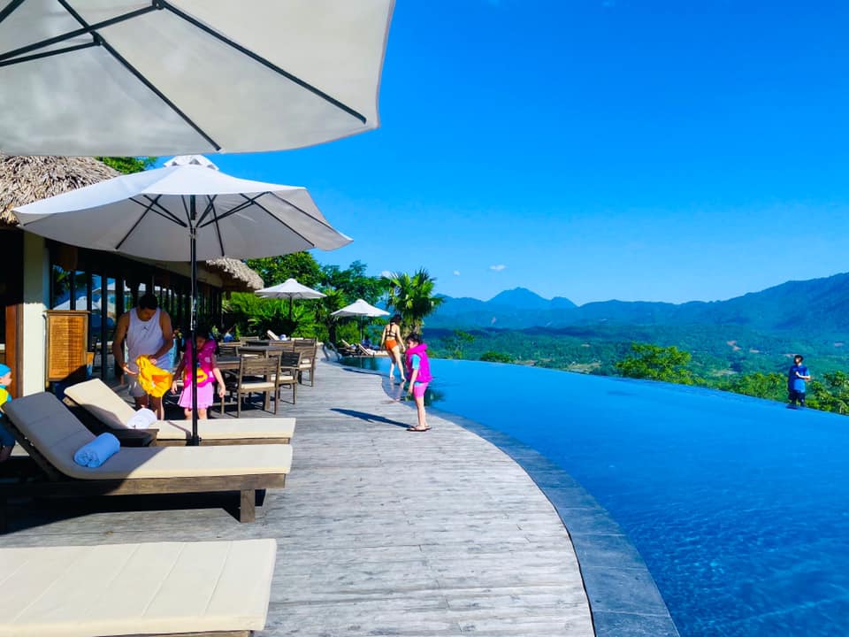 bể bơi ở Avana Retreat