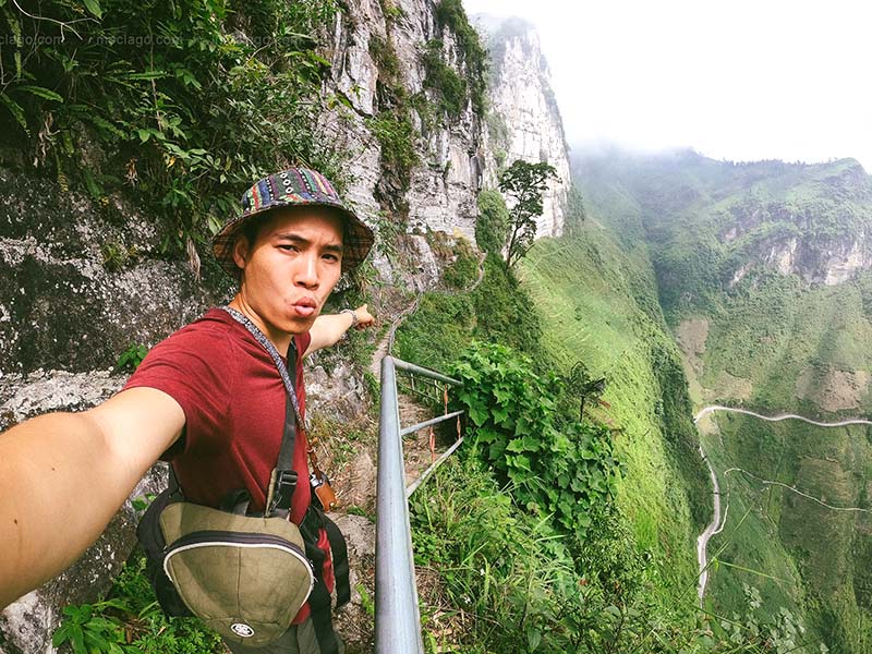 đường mòn lên vách đá trắng đường mòn lên vách đá trắng