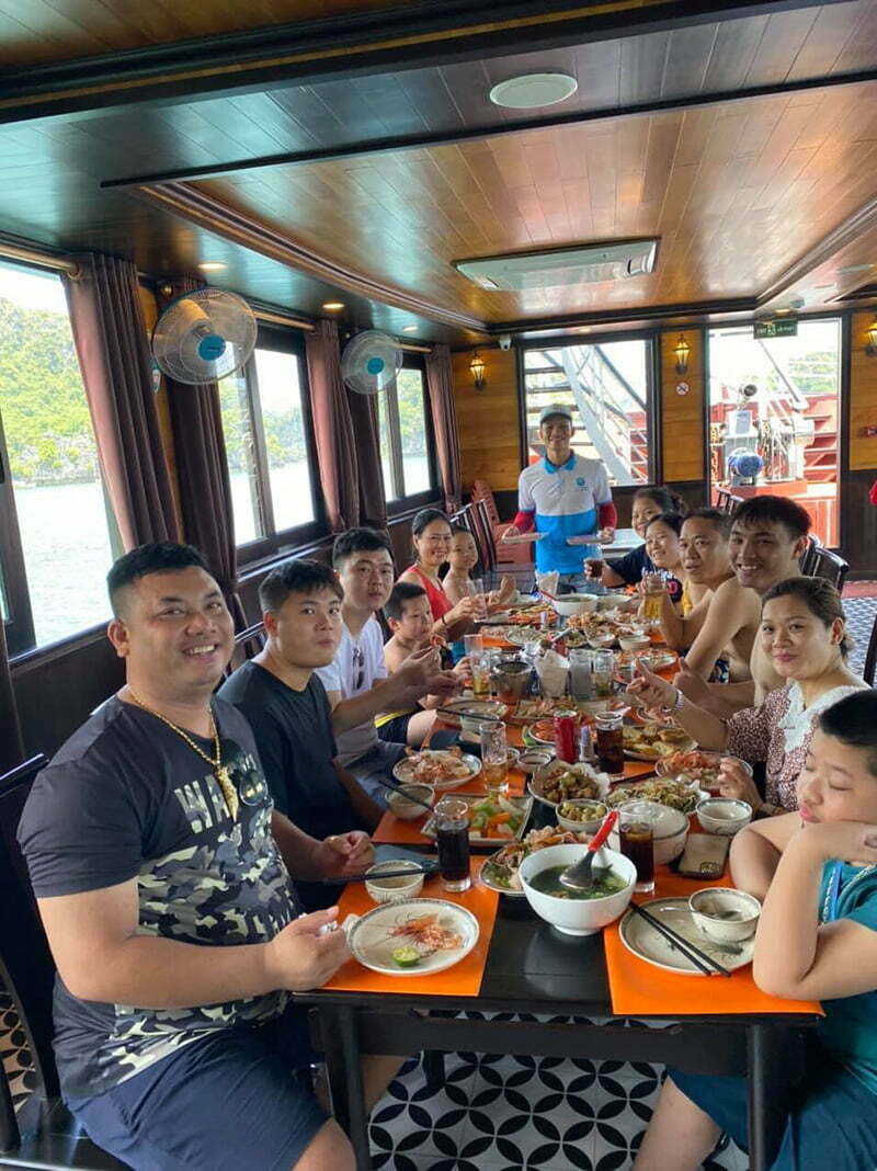 ăn trưa hải sản ăn trưa hải sản