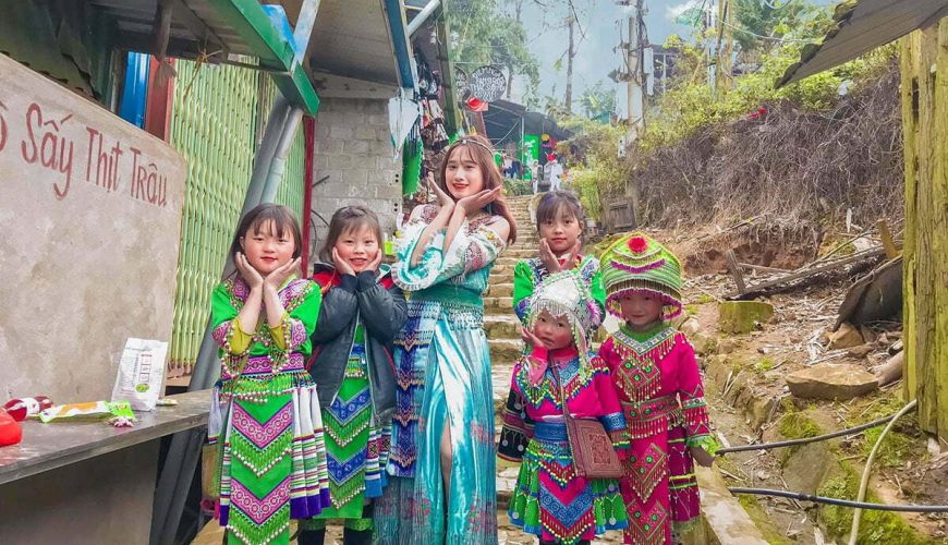 Bản Cát Cát Sapa cùng ngọc hân