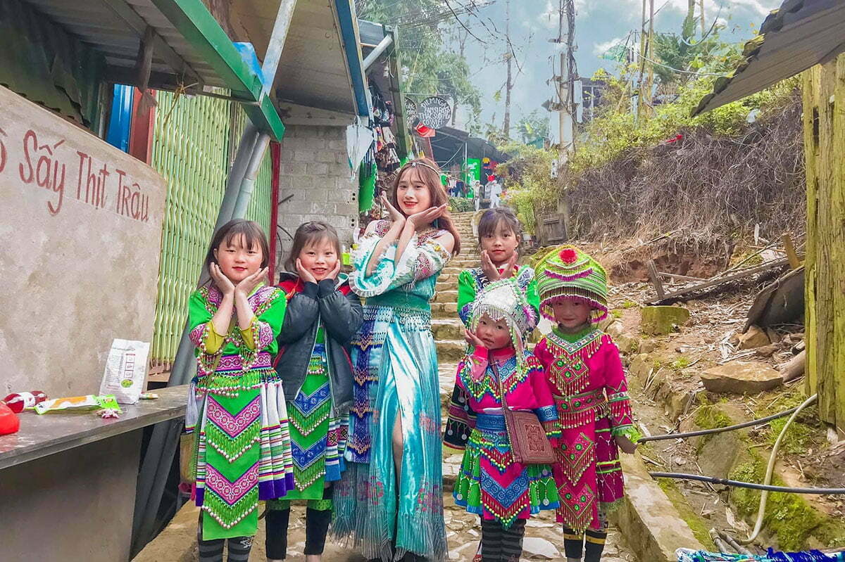 Bản Cát Cát Sapa cùng ngọc hân